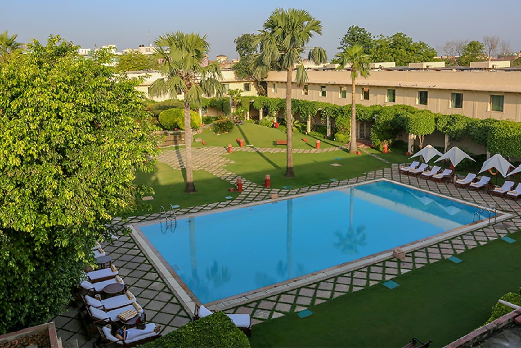 Luxury Hotel in Agra